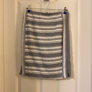 Summery pencil skirt in a comfy cottony blend